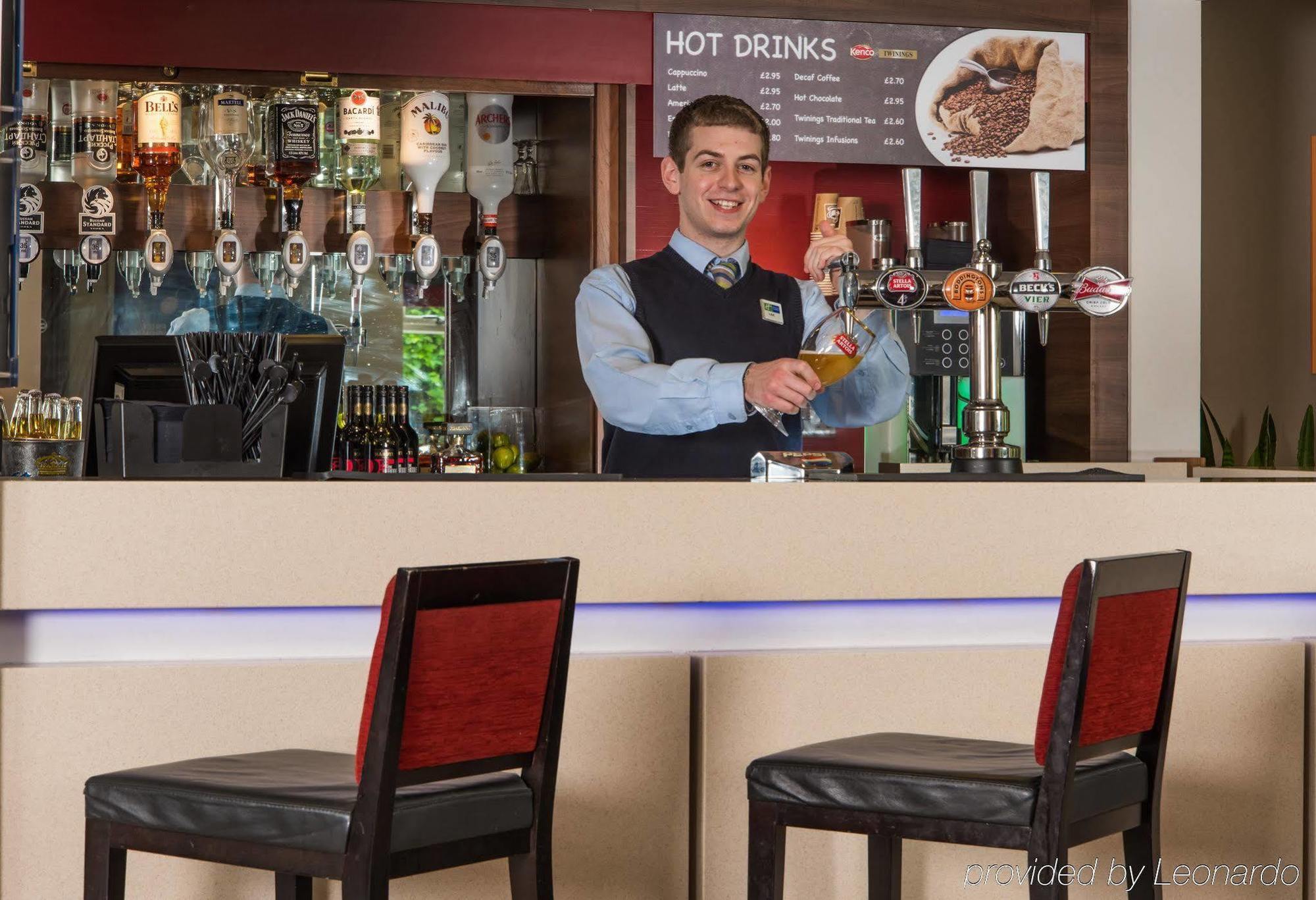 快捷假日特伦特河畔斯多克酒店 Stoke-on-Trent 外观 照片